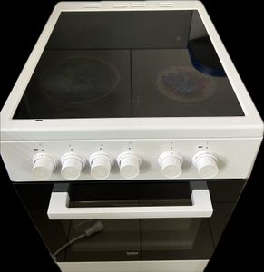 Б/в Електрична плита Beko fss57000gw 01-200909206