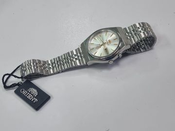 Б/в Годинник Orient 1em0c00kw6 01-200913746