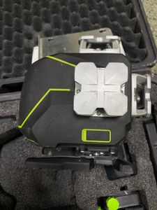 Б/в Лазерний нівелір Huepar s04cg 01-200916507