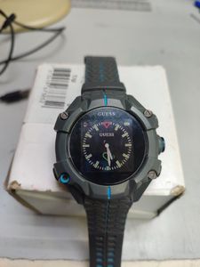 Guess m02q c300