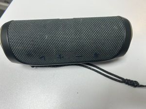 Б/у Акустика Jbl flip essential 2 01-200927837