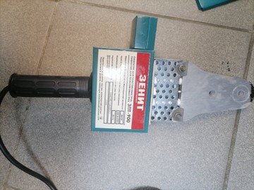 Б/в Паяльник для труб Зенит зпт-900 01-200931250