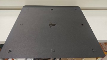 Б/у Игровая приставка Sony playstation 4 slim 1tb 01-200932240