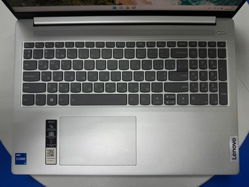 Б/у Ноутбук Lenovo 16/core i5-13420h ddr5/16gb ddr5/hdd *відсутній/ssd 512 gb/*інтегрована 01-200932301