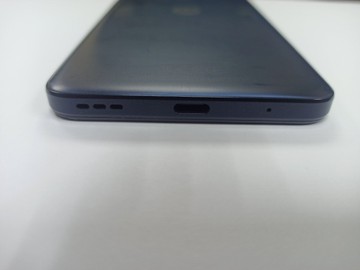 Б/в Мобільний телефон Motorola moto e13 8/128gb xt2345-3 01-200939897