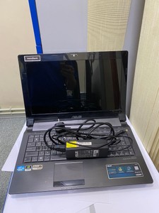 Asus 15/core i3 2350m ddr3/4gb ddr3/hdd 500 gb/ssd *відсутній/geforce 630m