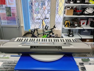 Б/в Синтезатор Yamaha psr-r300 01-200972199
