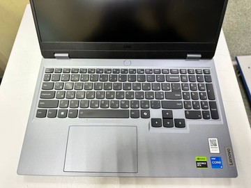 Б/в Ноутбук Lenovo 15/core i5-12450hx ddr5/16gb ddr5/hdd *відсутній/ssd 512 gb/geforce rtx2050 4gb 01-200974774