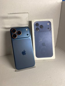 Б/в Мобільний телефон Apple iphone 17 pro max 256gb 01-201004620