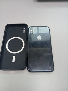 Б/у Мобільний телефон Apple iphone xs 64gb 01-201053072