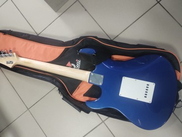 Б/у Гитара Yamaha pacifica 012 01-201075793