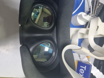 Б/в Окуляри віртуальної реальності Meta quest 3 512gb 01-201088295