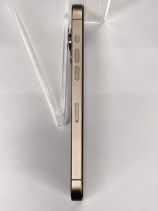 Б/в Мобільний телефон Apple iphone 15 pro max 512gb 01-201109027