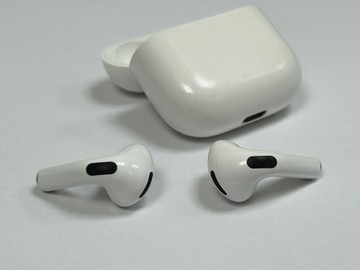 Б/в Навушники Apple airpods 4 01-201126681