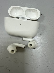 Б/в Навушники Apple airpods pro 2nd generation with magsafe charging case usb-c 01-201161833