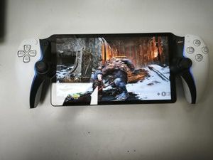 Б/у Игровая приставка Sony playstation portal remote player 01-201167173