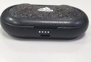 01-200527228: Adidas headphones fwd-02