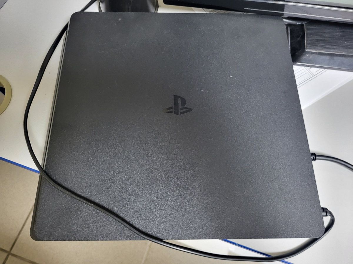 playstation 4 slim 1tb