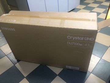 01-200740804: Samsung ue43du7100