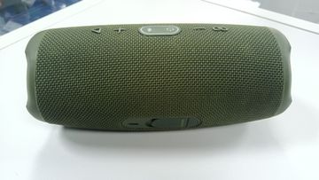 01-200777926: Jbl charge 5