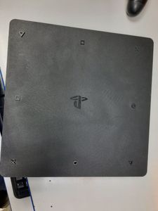 01-200784172: Sony playstation 4 slim 1tb