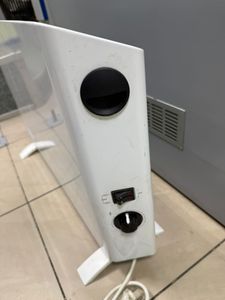 Б/в Обігрівач Delonghi slim style hsx 2320 01-200810509