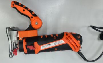 Б/у Многофункциональный инструмент Renovator twist-a-saw 01-200815179