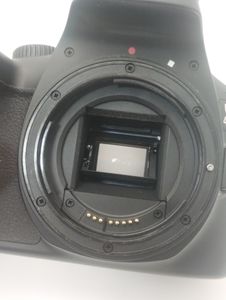 Б/у Фотоаппарат Canon eos 4000d + ef-s 18-55 1:3.5-5.6 iii 01-200779194