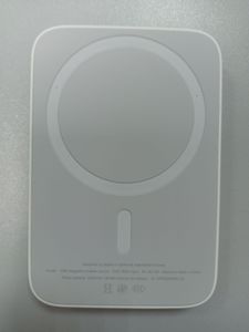 Б/в Повербанк Battery Pack magsafe 5000mah 01-200820611