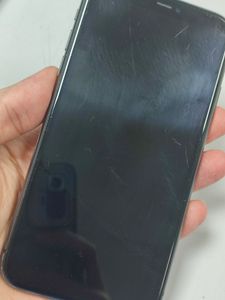 Б/в Мобільний телефон Apple iphone 11 64gb 01-200828480