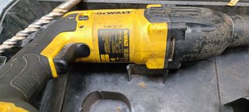 Б/в Перфоратор Dewalt d25133k 01-200833831
