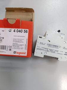Б/в Автоматичний вимикач Legrand legrand c16 3р 6 ka 01-200844810