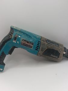 Б/у Перфоратор Makita hr2470 01-200847128