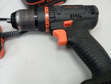 Б/в Шурупокрут Dnipro-M cd-201hbc compact 1акб 4ah зп 01-200864195