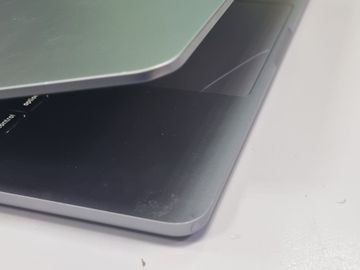 Б/у Ноутбук Apple macbook air 13.6/ m2 / ram 16gb/ ssd 256gb/ gpu 8 core 01-200864524