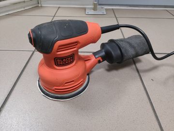 Б/у Шлифмашина вибро Black&Decker bew210 01-200870734