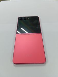 Б/в Мобільний телефон Samsung galaxy flip7 12/256gb 01-200873147