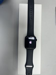 Б/в Смарт-годинник Apple watch se 2 gps 44mm aluminium case 01-200878467