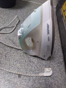 Б/у Утюг Zelmer 28z019 01-200893200