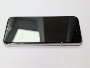 Б/в Мобільний телефон Apple iphone se 2022 64gb 01-200896799