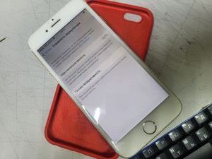Б/в Мобільний телефон Apple iphone 6 16gb 01-200902176