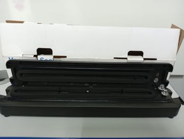 Б/в Вакуумний пакувальник Vacuum Sealer yq-688 01-200908142