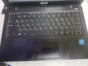 Б/в Ноутбук Asus 11/celeron n2830 ddr3/2gb ddr2/hdd 450 gb/ssd *відсутній/*інтегрована 01-200920379