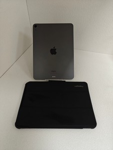 Б/у Планшет Apple ipad air 2022 wi-fi 64gb 01-200915928