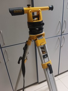 Б/в Оптичний нівелір Dewalt dw090+ dw0737 01-200924519