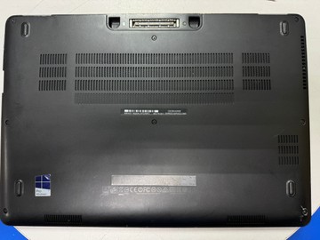 Б/в Ноутбук Dell 14/core i5 6300u ddr3/8gb ddr3/ssd 240 gb/*інтегрована 01-200927063