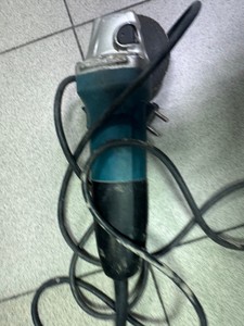 Б/у Угловая шлифмашина Makita ga5030 01-200931200
