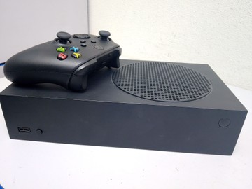 Б/в Ігрова приставка Microsoft xbox series s 1 tb 01-200941432
