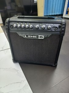 Б/в Гітарний комбік Line 6 spider iii 01-200940690