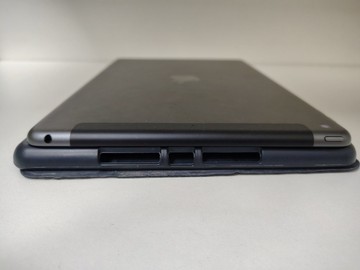 Б/у Планшет Apple ipad 10.9 2021 wi-fi + cellular 64gb 01-200953964